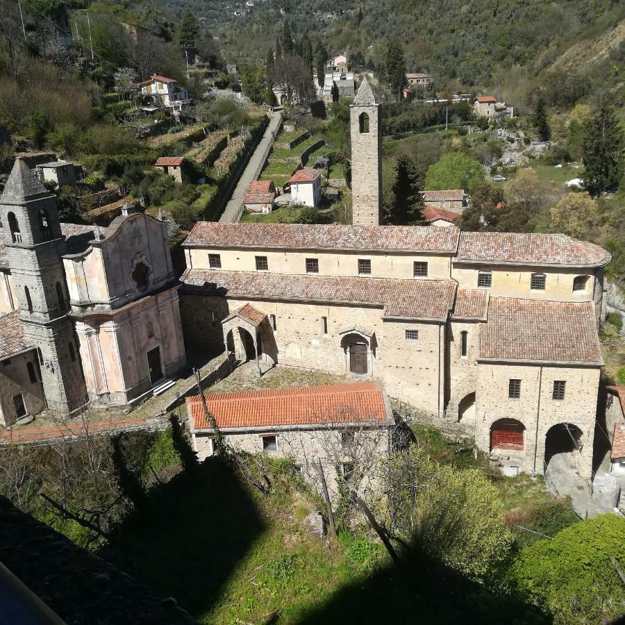 Casa Margherita Appartement Ceriana Buitenkant foto