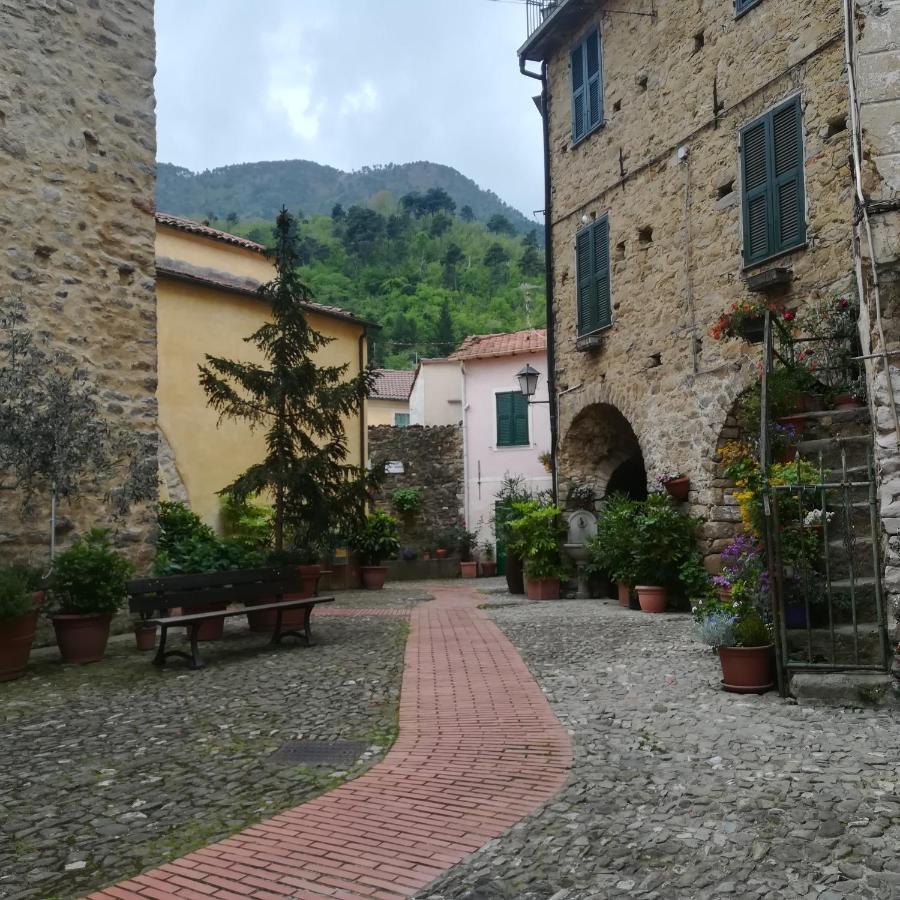Casa Margherita Appartement Ceriana Buitenkant foto
